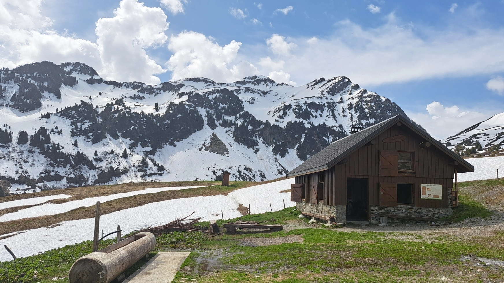 Le trek du repos en refuge dans les Belledonne